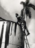 Fidel Castro visite un puits de pétrole