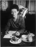 Simone de Beauvoir au Café de Flore